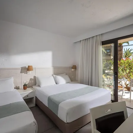 אתר נופש Stella Village Seaside (adults Only) הרסוניסוס